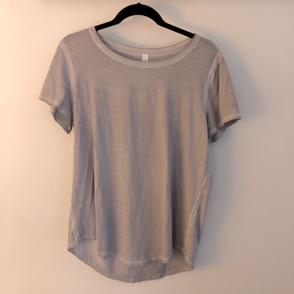 Lululemon fade Love tee, silver grey